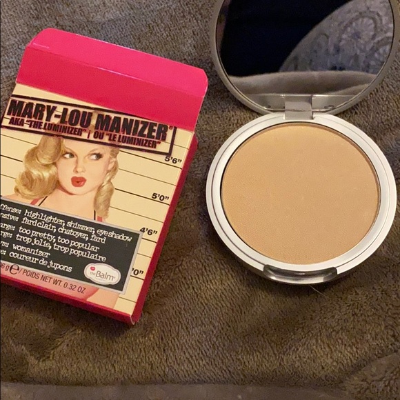 BNIB Brand New Makeup Bundle! - Picture 6 of 10